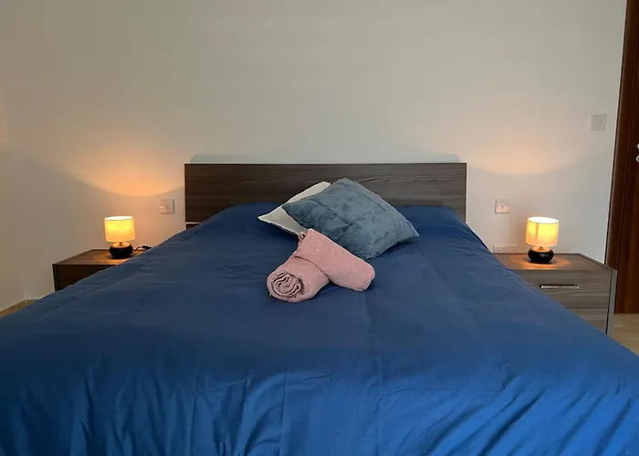 Id-dar Tan-nannu - In Xaghra, Gozo * 沙拉